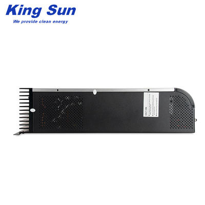 Voltaje 4KW de DC 220 del inversor solar de la rejilla, regulador Inverter de la carga de MPPT